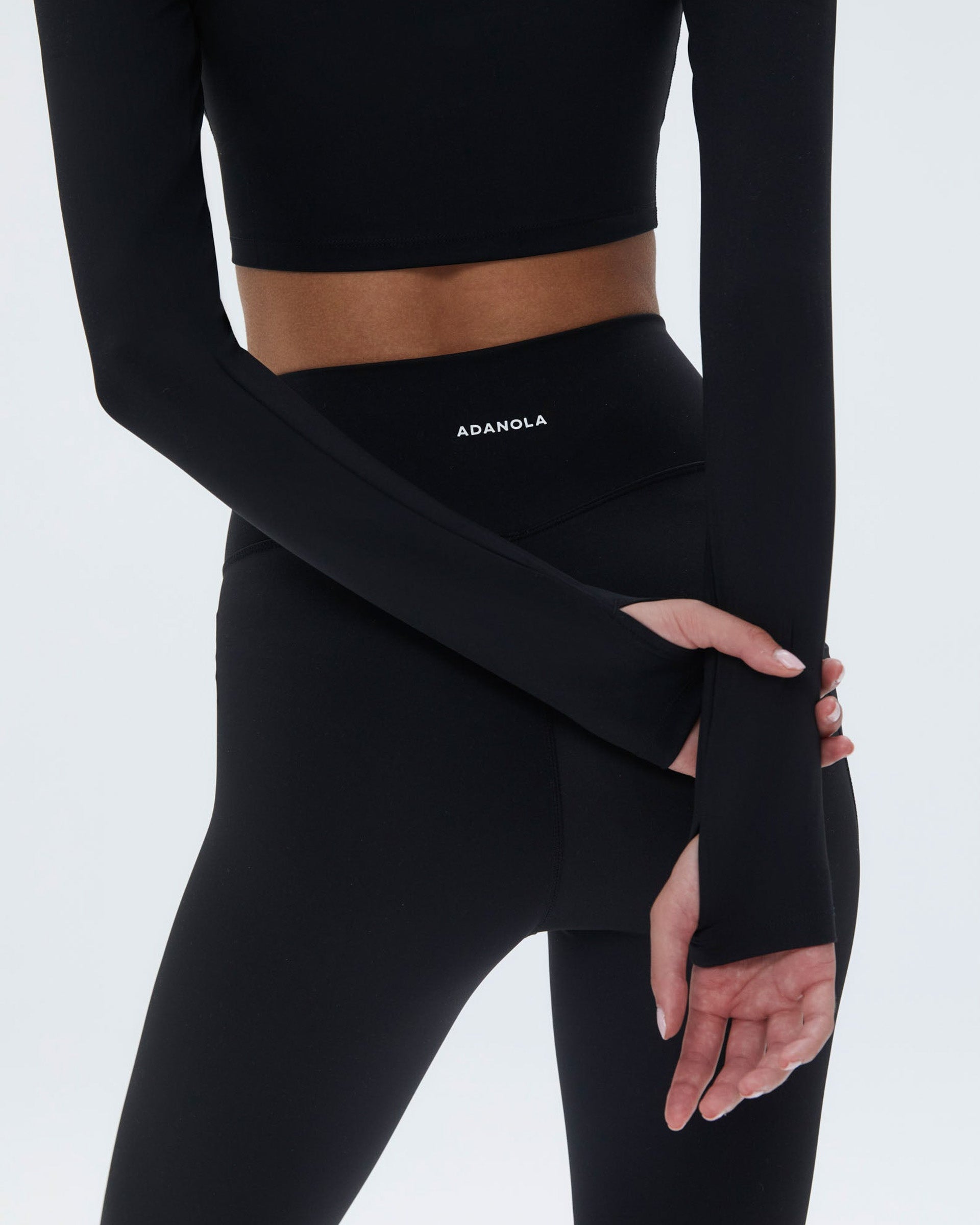 Long Sleeve Crop Top - Black