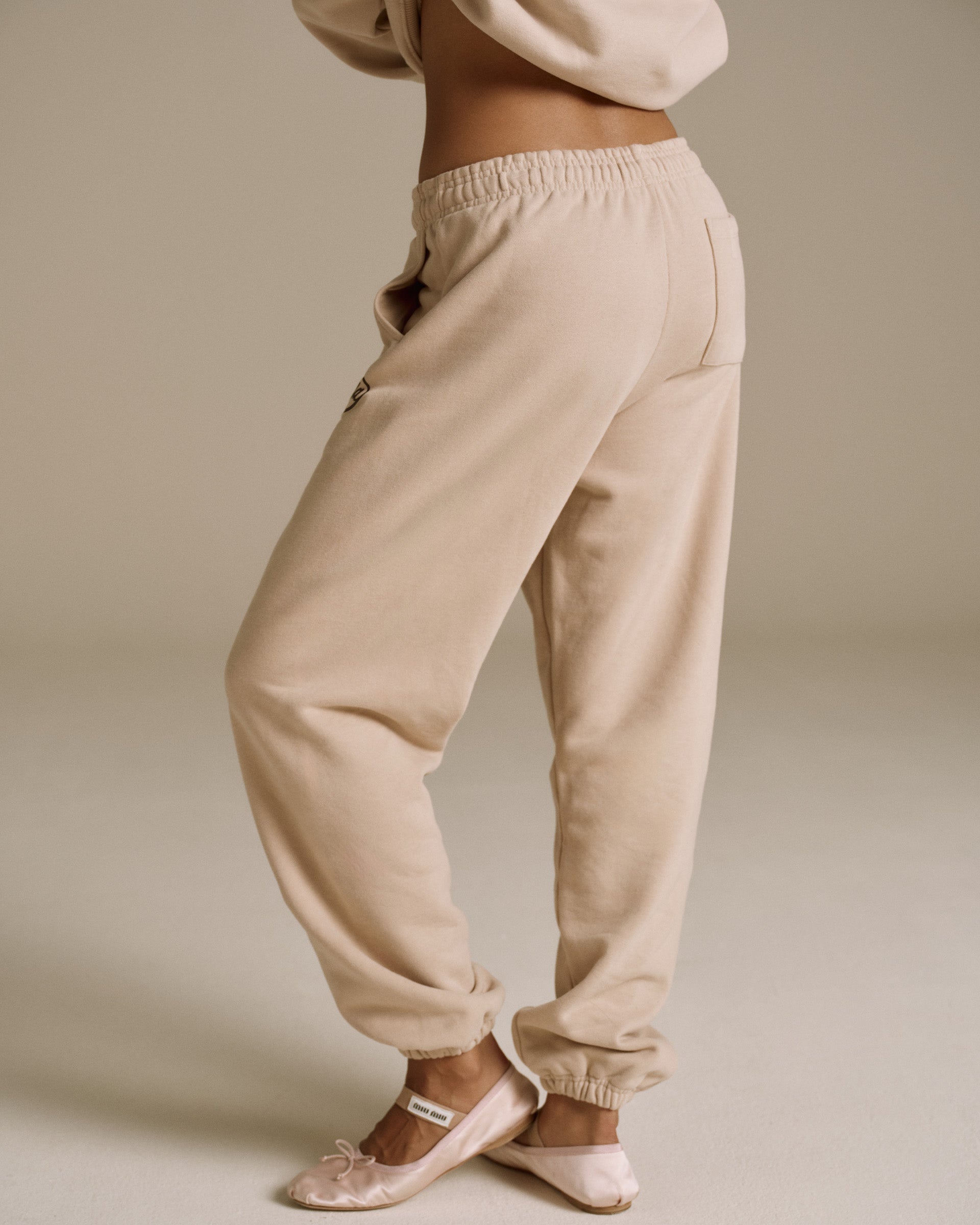 Signature Sweatpants - Almond