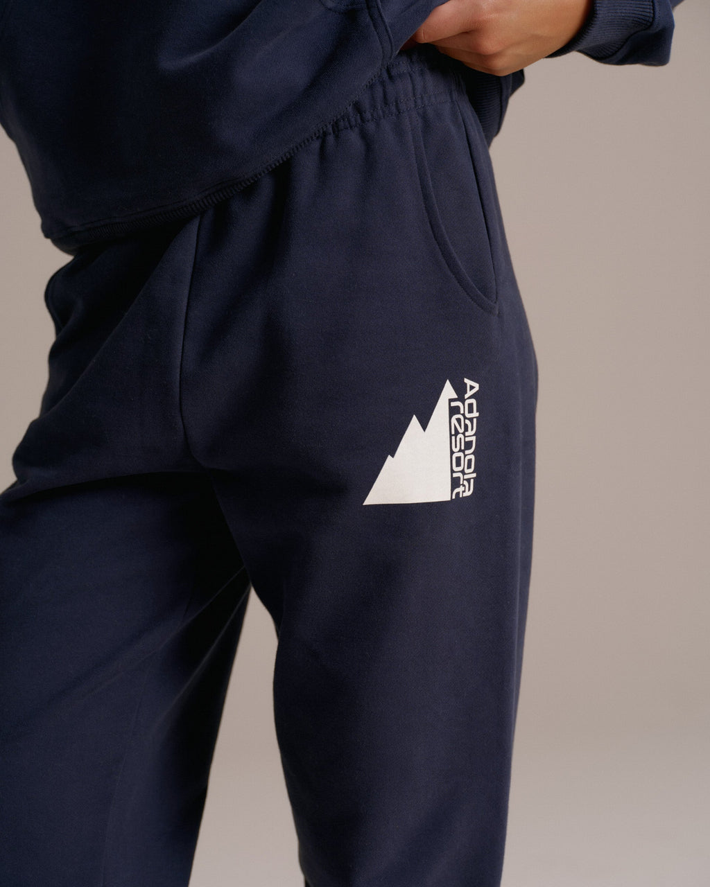 Peaks Sweatpants - Navy Blue